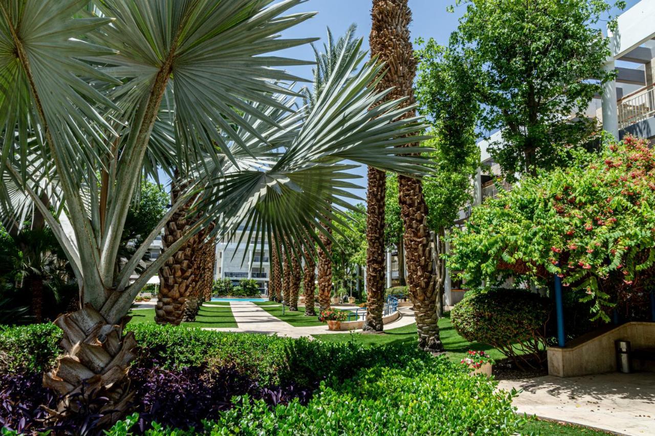 דירת גן פונה לבריכה - Pool Garden View Eilat Apartment Exterior foto