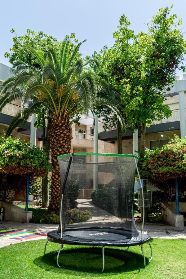 דירת גן פונה לבריכה - Pool Garden View Eilat Apartment Exterior foto