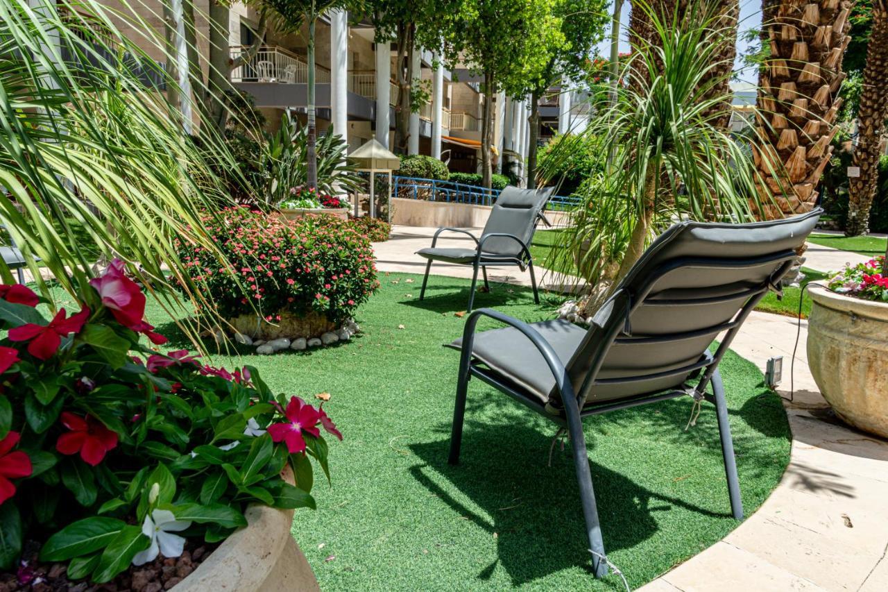 דירת גן פונה לבריכה - Pool Garden View Eilat Apartment Exterior foto