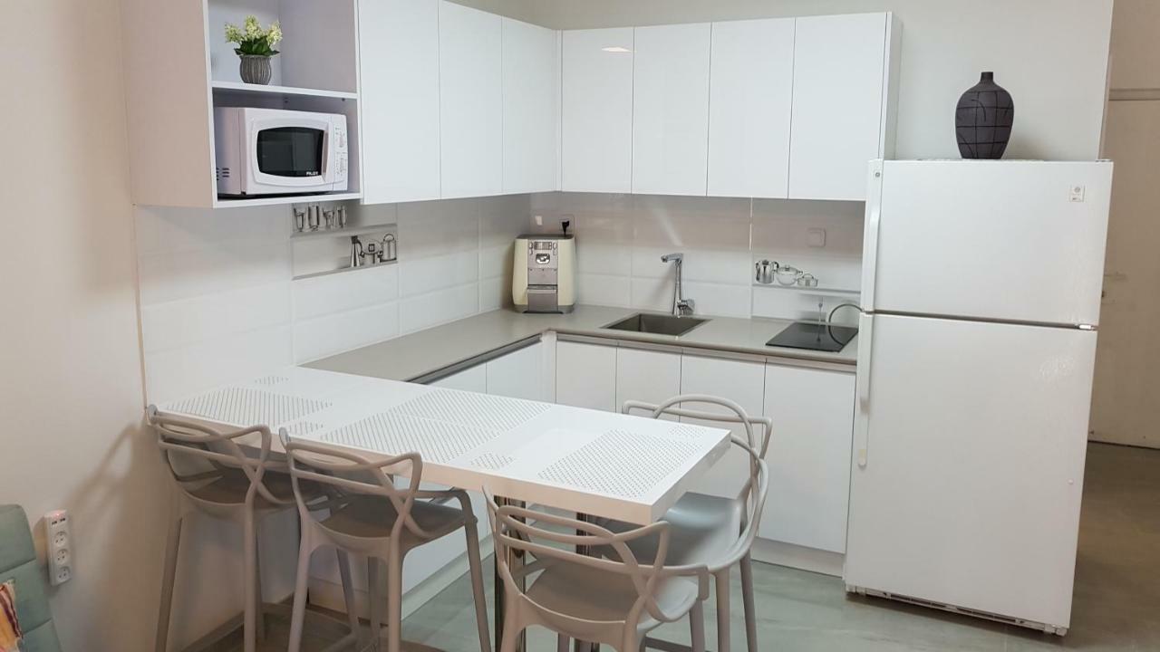 דירת גן פונה לבריכה - Pool Garden View Eilat Apartment Exterior foto
